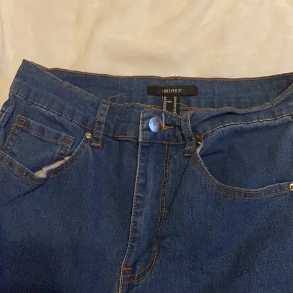 Dark blue jeans - Picture 2 of 3